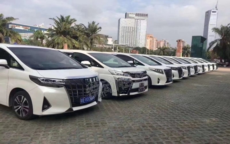 會(huì)議租車服務(wù)升級(jí)，打造高效商務(wù)活動(dòng)新體驗(yàn)